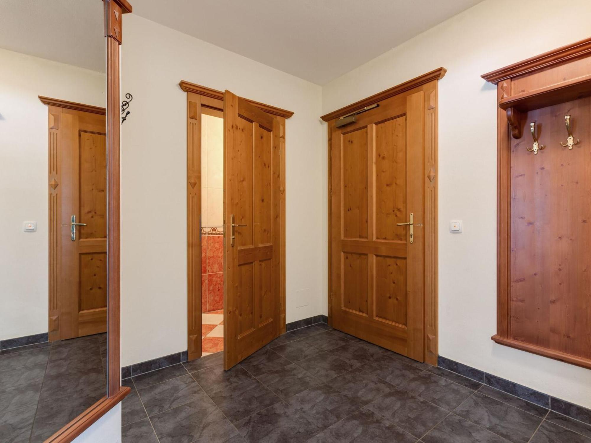 Chalet Apartment In Saalbach Hinterglemm Bagian luar foto